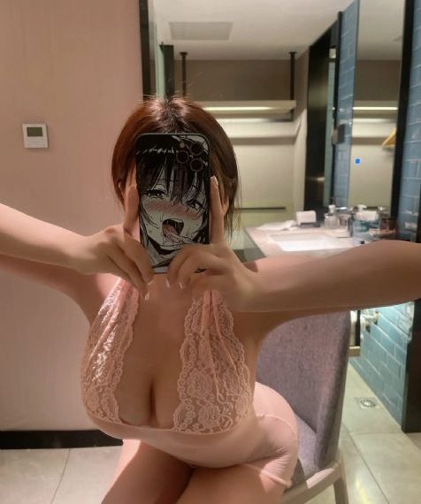 亚洲黄色美女网站_BD英语BD在线观看